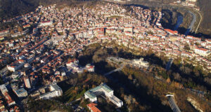 Услуги по изработка на сайтове и онлайн магазини, печатна и дигитална реклама за град Велико Търново